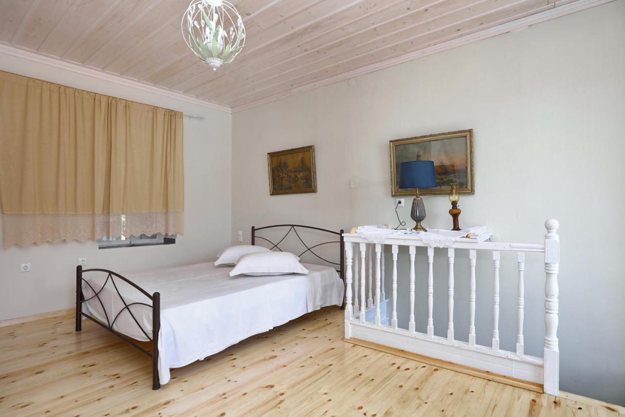 House Of Town Skopelos Exterior foto