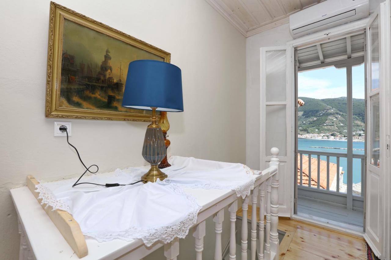 House Of Town Skopelos Exterior foto
